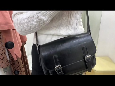❤️ Masturbarea în public a tinerei târfe FeralBerry cu un dildo în cabina de probă ❤️ at porn ro.https-tubsexer.ru