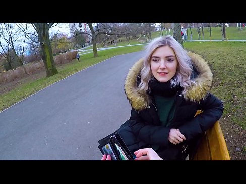 ❤️ Înghite sperma fierbinte a unui străin pentru bani - muie în parc de Eva Elfie ❤️ at porn ro.https-tubsexer.ru